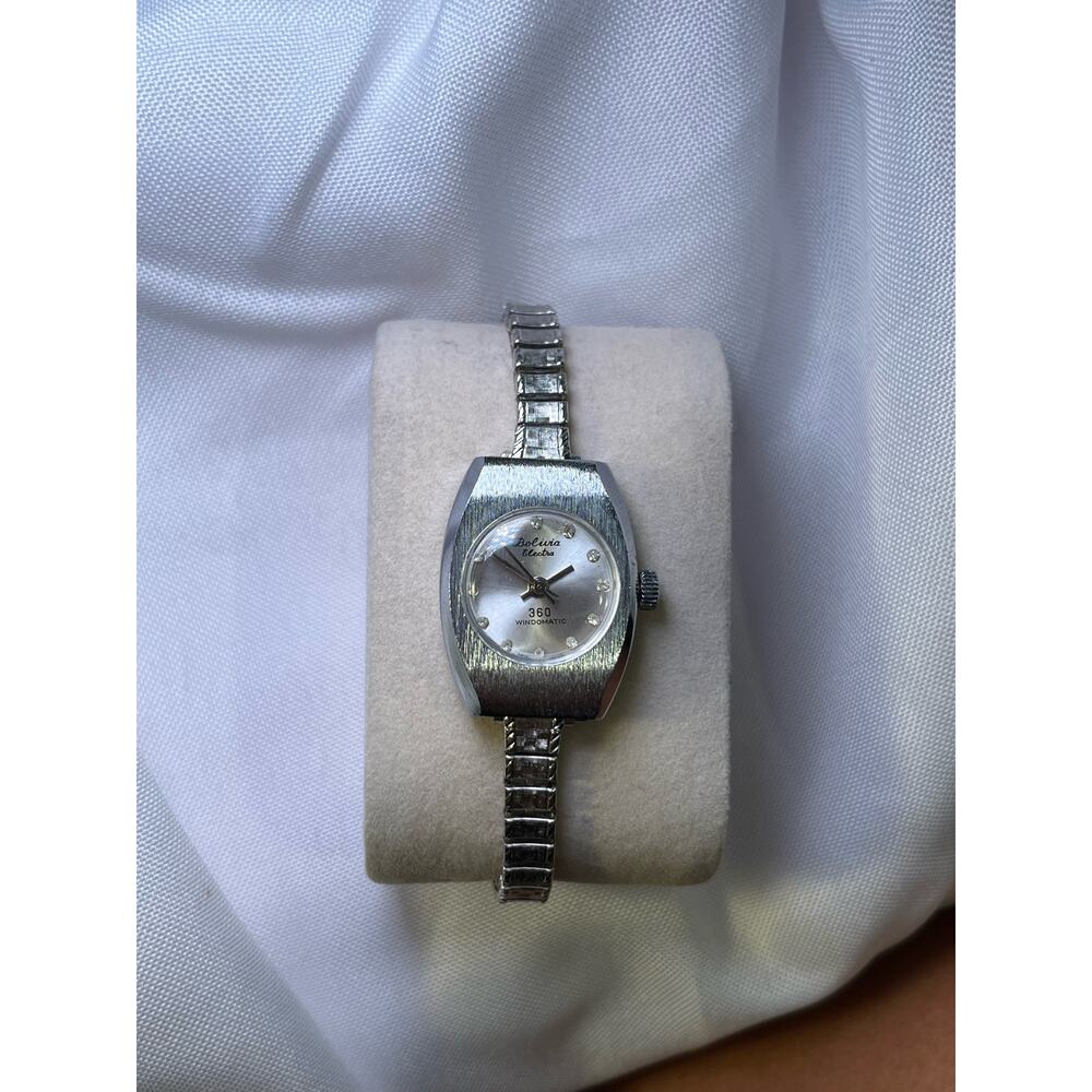 Bolivia Electra Silver Toned Adjustable 360 Windomatic Ladies Wristwatch - Picture 3 of 6